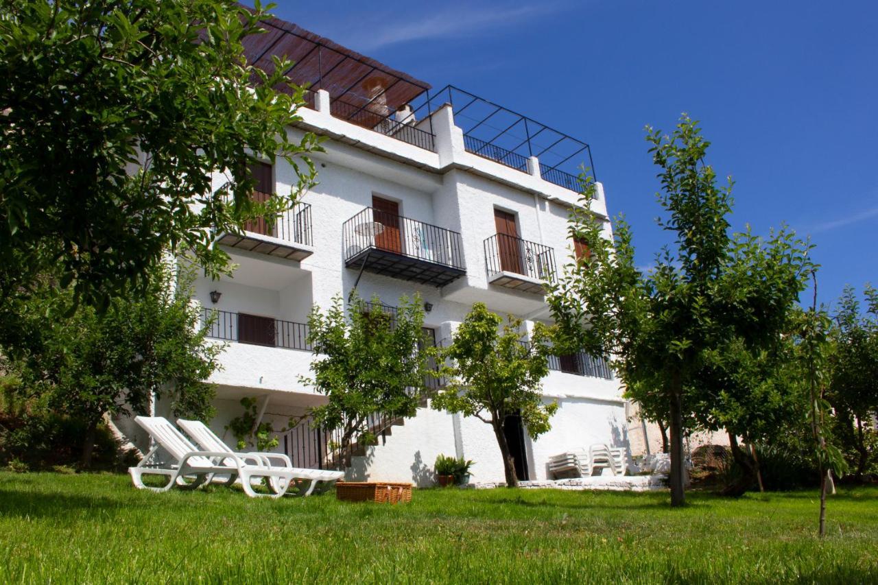 Puerta Bubion Apartamentos المظهر الخارجي الصورة