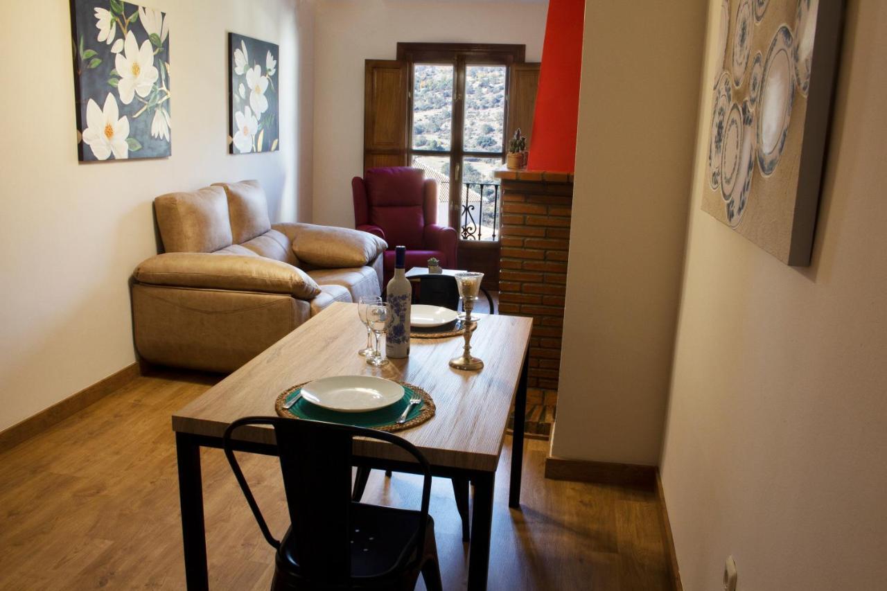 Puerta Bubion Apartamentos المظهر الخارجي الصورة